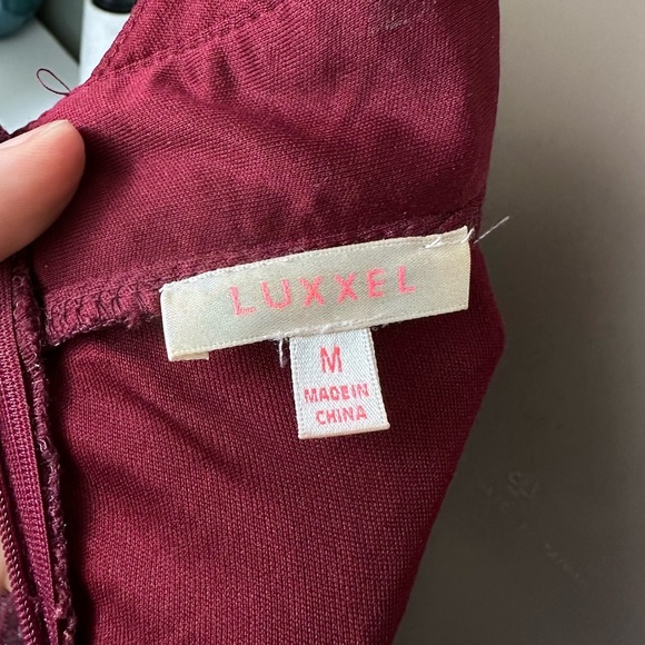 Burgundy Maxi Dress V-neck spaghetti straps pleated design with lace M #1525 - Picture 5 of 12